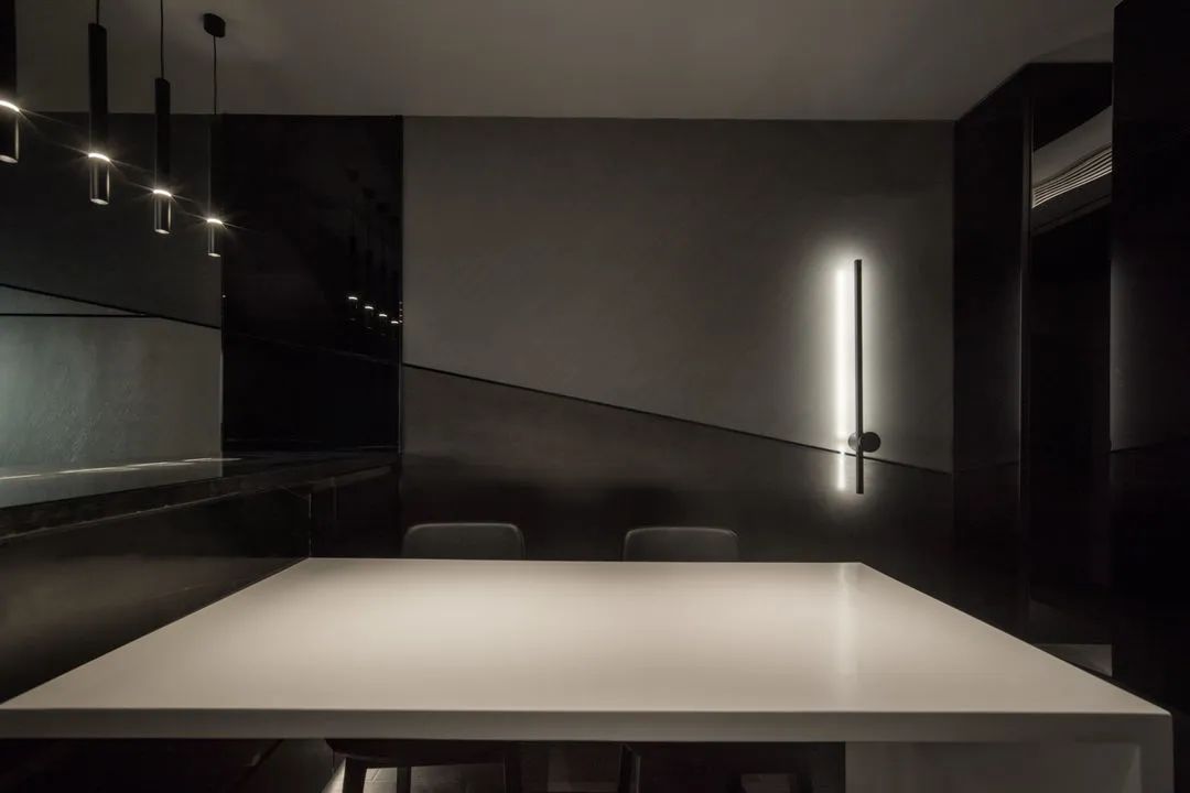 装修案例现代前卫风格室内装修效果图-餐厅 装修案例现代前卫风格室内装修效果图-餐厅